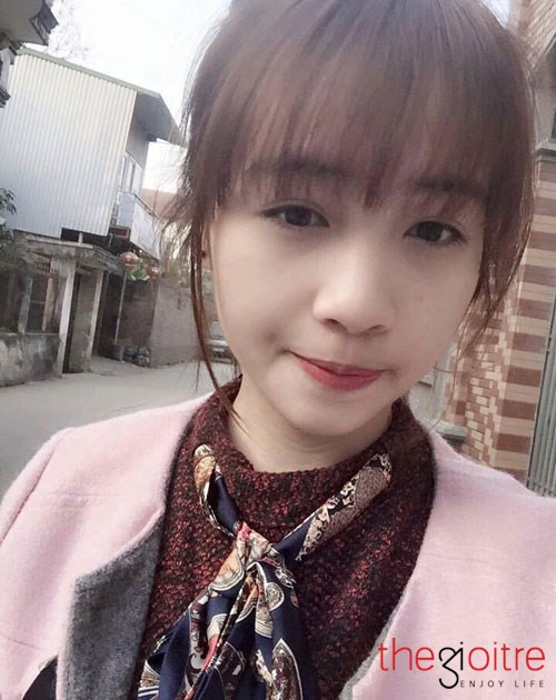  Nữ game thủ Mina được đông đảo bạn trẻ biết đến với khả năng chơi trò chơi Liên Minh Huyền Thoại cực giỏi. Cô đã tham gia nhiều giải đấu lớn nhỏ, và đạt được những danh hiệu cao.