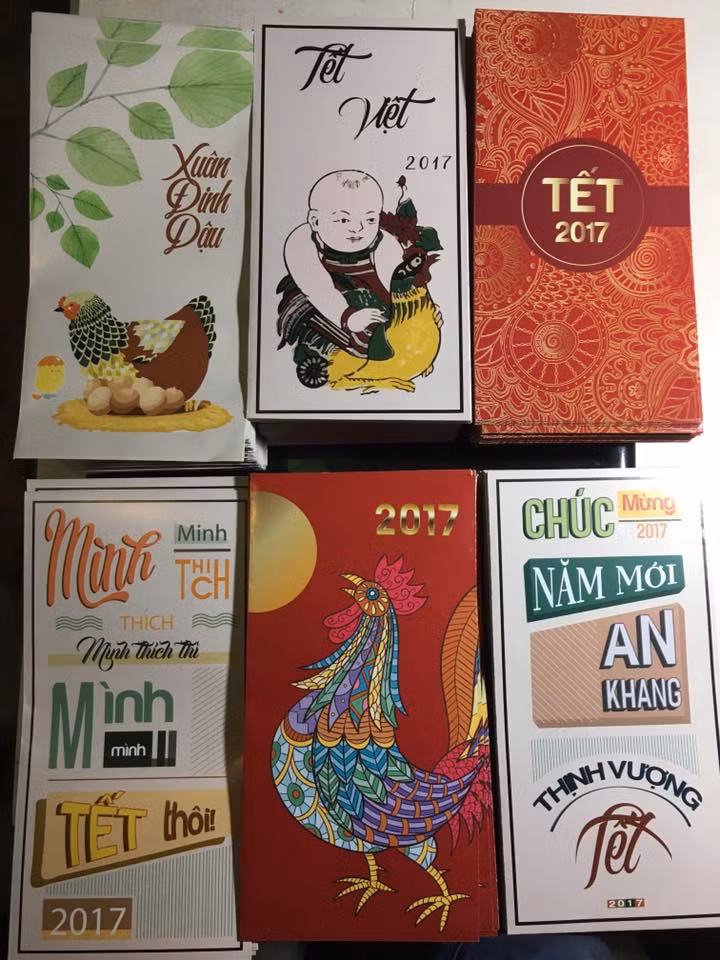 Có thể cho rằng, những phong bao lì xì đầy phong cách như thế này đã mô tả một phần "Tết của giới trẻ" ngày nay. Luôn sáng tạo, vui tươi, giàu sức sống... đó là những điều mà các bạn trẻ có thể truyền tải được vào những sản phẩm phục vụ Tết Nguyên đán của dân tộc. Ảnh trong bài: Covacu.