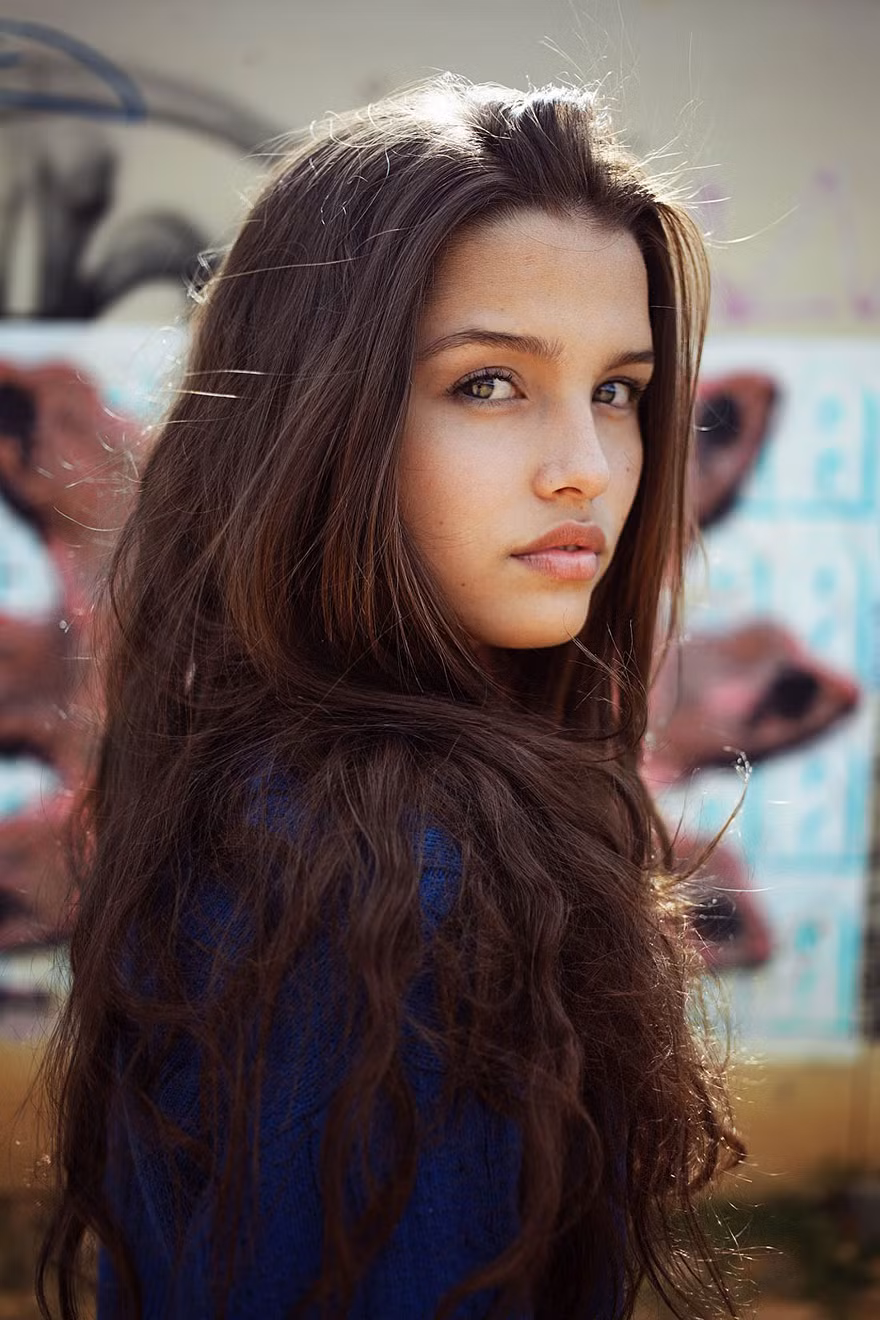 Cô gái trẻ hy vọng, dự án của mình sẽ là một nhân chứng lịch sử cho các nền văn hóa truyền thống ở thời đại của cô.