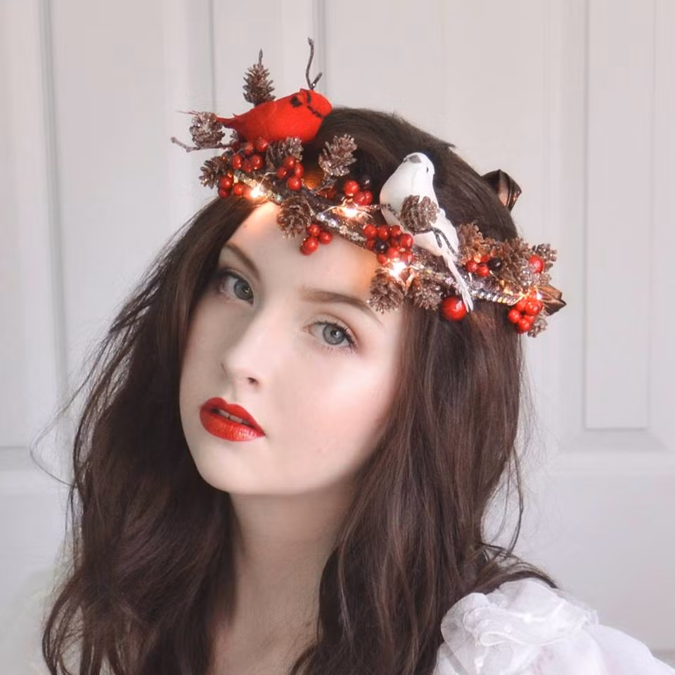 Khuôn mặt xinh như công chúa Disney là điều mà tất cả mọi người phải thốt lên ngay từ lần đầu tiên gặp cô gái trẻ tài năng Angela Claydon.