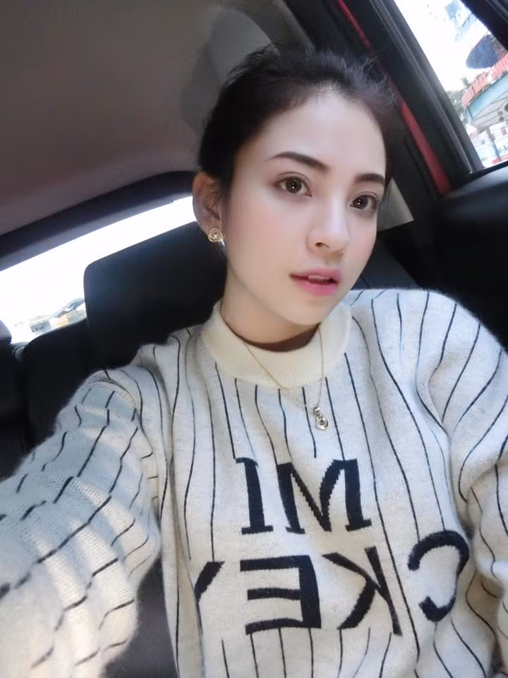 Dù đã có nhiều thay đổi về ngoại hình, nhưng hiện tại, Nguyễn Phương Anh đầu tư nhiều thời gian, tập trung cho việc học tập. 9X xinh đẹp có mơ ước của là thi đỗ vào Học viện An ninh Nhân dân.