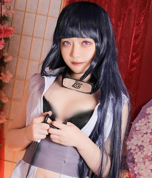 Nhờ lợi thế ngoại hình, hiện tại hot girl đang làm MC, người mẫu, KOL, cosplayer, Youtuber.