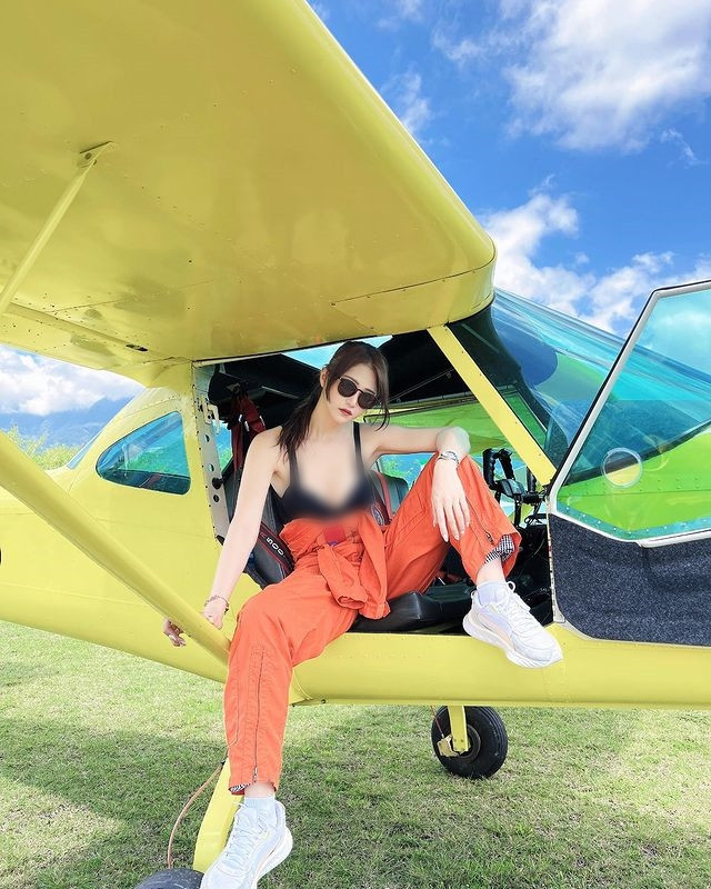 Đa số đều tán dương nhan sắc và dáng vóc chữ S đẹp hút mắt của Tiểu Na.