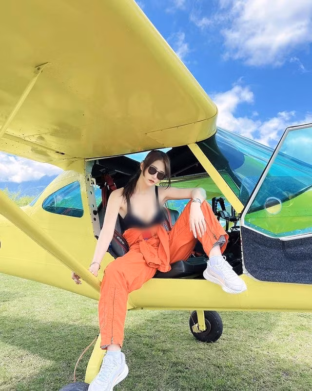 Đa số đều tán dương nhan sắc và dáng vóc chữ S đẹp hút mắt của Tiểu Na.