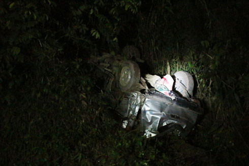 8. Ô tô lao xuống vực sâu, 3 người tử vong Khoảng 14h30 chiều 30/3 tại địa bàn xã Thanh Lòa, huyện Cao Lộc, tỉnh Lạng Sơn, ôtô 7 chỗ biển Lạng Sơn chở 10 hành khách từ khu vực biên giới về TP Lạng Sơn, đến xã Thanh Lòa (huyện Cao Lộc) bỗng mất lái, lao nhanh xuống vực sâu khoảng 30 m. Chiếc xe lật ngửa, bẹp dúm, hành khách la hét hoảng loạn. Các đơn vị chức năng dùng võng đưa người bị nạn lên mặt đường và chuyển đi cấp cứu. Tuy nhiên, 3 người đã tử nạn, số còn lại bị thương.