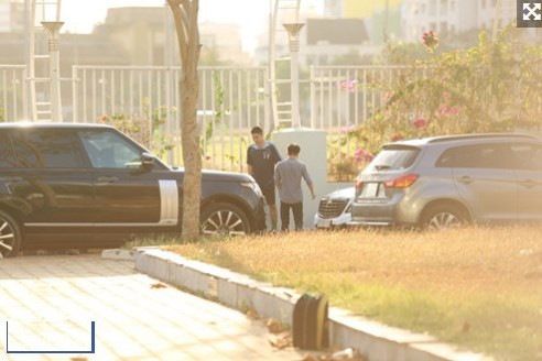 .. sau đó mới lấy xe và đi về.