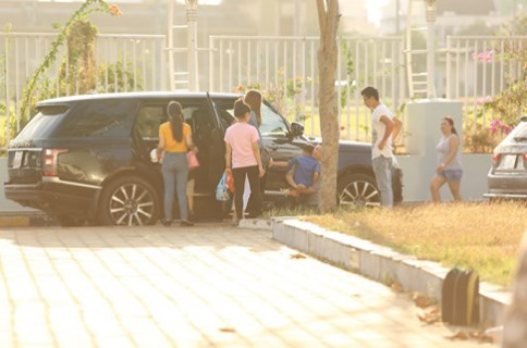 Anh ôm Subeo rất lâu...