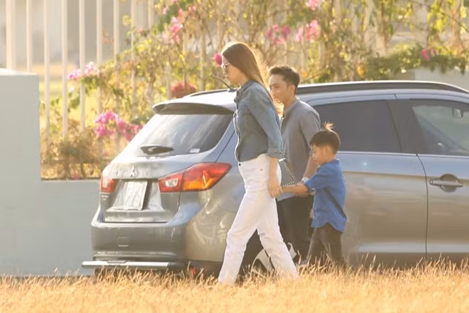 Rất nhiều người mong rằng Hồ Ngọc Hà và Cường Đô la sẽ tái hợp để bé Subeo có được cuộc sống trọn vẹn, bình yên bên cả bố lẫn mẹ.