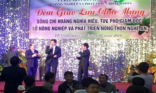 Nghe An yeu cau xu ly vu mo tiec mung Pho giam doc So