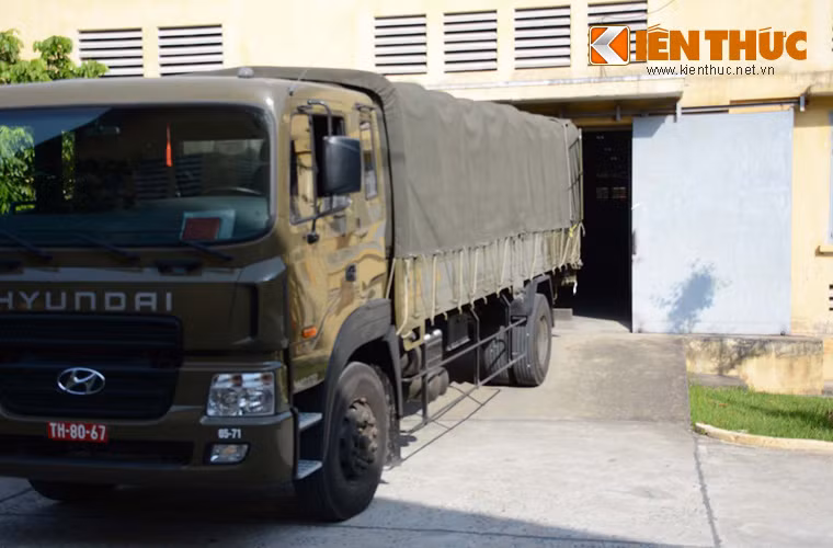 Vào dịp kỷ niệm 65 năm ngày truyền thống, ở Kho 205 đang diễn ra đợt thi đua cao điểm với chủ đề “65 ngày đêm rèn đức, luyện tài, đoàn kết, hiệp đồng, lập công tập thể.