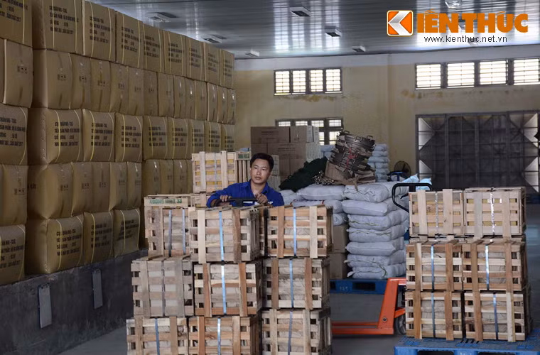 Cán bộ, nhân viên Kho 205 đang dồn hết tâm sức hoàn thành tốt nhiệm vụ chính trị và các mặt công tác khác.