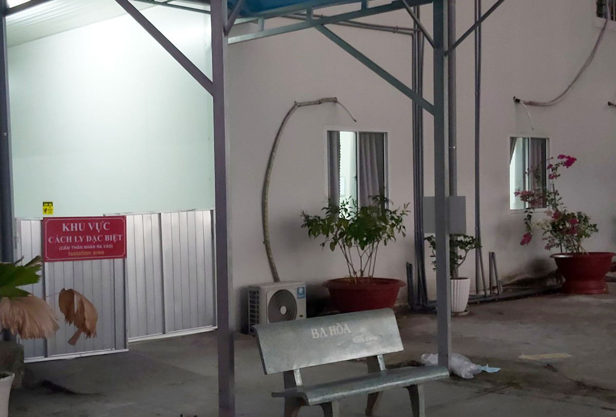 Phu Quoc: Tiep xuc benh nhan Covid-19 thu 30, 4 nguoi nuoc ngoai cach ly tap trung