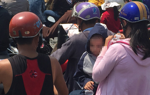 Cua ngo TP HCM un tac nghiem trong ngay nghi le 30/4-Hinh-11