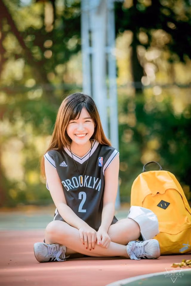 Bỏ học để kinh doanh, dù biết đây là một quyết định rất mạo hiểm và táo bạo nhưng Mỹ Mỹ vẫn vui vẻ vì bản thân đã có nhiều thời gian hơn để thực hiện đam mê kinh doanh, ước muốn tự tạo dựng cuộc sống của riêng mình.