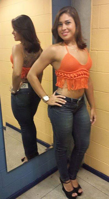 "Mọi người thường để ý khi thấy một cô gái xinh đẹp lại làm nhân viên dọn vệ sinh. Họ nghĩ tôi có thể làm công việc khác hơn là chỉ quét đường", Rita tiết lộ trên một trang báo địa phương.