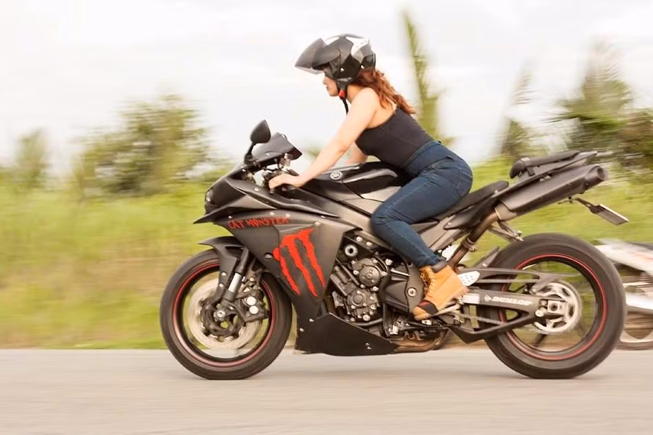 Theo Ngọc Yến việc chăm chỉ tập luyện không chỉ cho cô một vóc dáng, thân hình đẹp mà còn giúp cô khỏe mạnh, dẻo dai hơn, thích nghi tốt hơn với những công việc, thú vui của một biker.