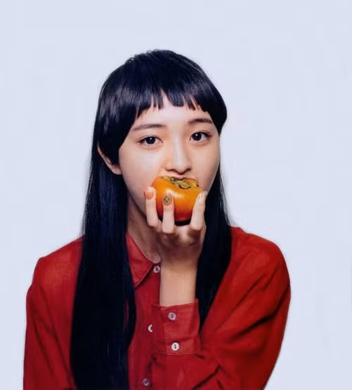 Nagao thường xuyên xuất hiện trong các clip quảng cáo, trên trang bìa các tạp chí ở Nhật Bản. Ngoài ra cô nàng cũng tham gia diễn xuất trong một số MV ca nhạc.