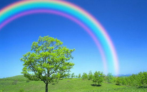 Lieu con nguoi co the den duoc chan cau vong?