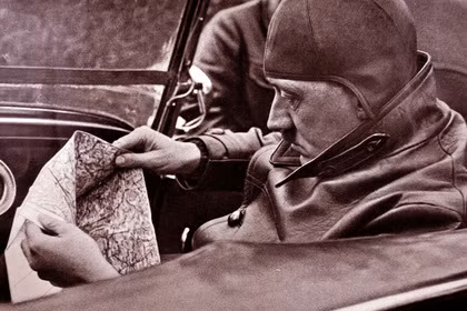 Su that dong troi ve bo phan sinh duc cua Hitler-Hinh-2