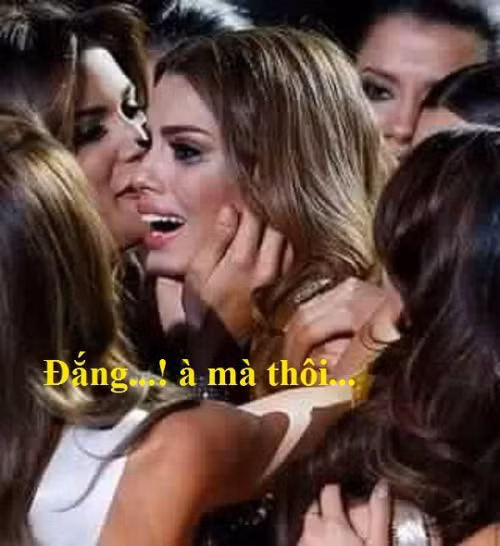 Được biết sau màn "trao rồi lại lấy" vương miện đối với người đẹp Colombia, chị gái của người đẹp này đã lập tức bỏ về vì cho rằng quốc gia đã không được tôn trọng. Dân mạng quốc tế, Việt Nam còn tìm kiếm được nhiều bằng chứng thể hiện việc kết quả Miss Universe đã được dàn xếp.