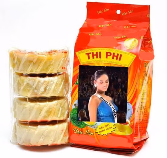 Nhận xét về Hoa hậu Philippines Pia Wurtzbac, ngoài cái tên lạ, dễ tạo liên tưởng đến món bánh pía và khuôn mặt ngẩn ngơ khi biết mình mới là Hoa hậu... dân mạng Việt cho rằng người đẹp này không có nhiều điểm ấn tượng.