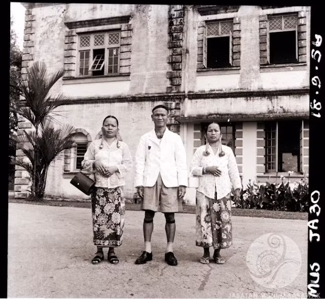 Người dân bản địa Malaysia hồi đó. Ảnh VT