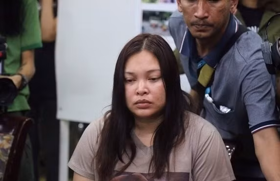 Chuyen la hom nay: Quy ba "bay tinh" 13 quy ong nhan "ket dang"-Hinh-6