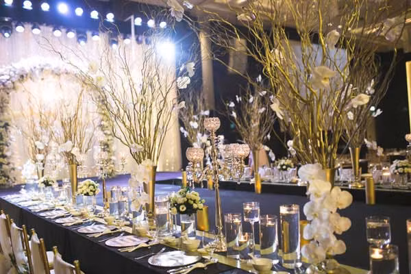 Ngoài kiên trì, chân thành và tâm đầu ý hợp với mình, Trang còn yêu mến Ninh ở một điểm đó là vững vàng, đáng tin cậy. Đối với Trang đó là ưu điểm tuyệt vời nhất của anh. 'Những khi mình mệt mỏi, muốn buông bỏ tất cả thì chỉ còn lại anh bên cạnh động viên. Anh là chỗ dựa tinh thần vững chắc cho mình. Khi mình đau ốm, anh sẵn sàng vào bếp nấu ăn, chăm sóc cho mình. Mình rất cảm động những hành động đó bởi anh vốn là con một, từ trước đến nay đâu phải làm gì cho ai, chứng tỏ khi yêu mình anh đã có sự thay đổi theo chiều hướng tốt lên', Trang giãi bày.