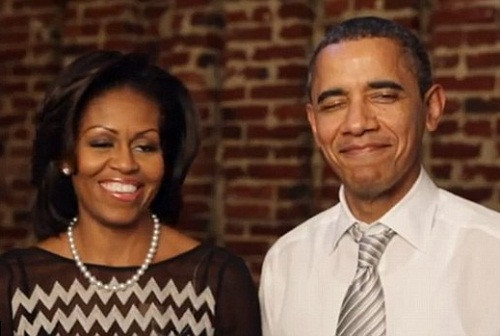 Trong cuộc hẹn hò đầu tiên, Tổng thống Mỹ Barack Obama và bà Michelle đã xem bộ phim "Do The Right Thing" của đạo diễn da màu Spike Lee.