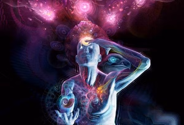  Con mắt thứ ba còn được gọi là Huệ nhãn hay Tuệ nhãn, Thần nhãn, Thiên nhãn thông... Khái niệm này con mắt thứ 3 được đề cập nhiều nhất trong Phật giáo Ấn Độ, Yoga và các kinh điển của phật giáo Tây Tạng.