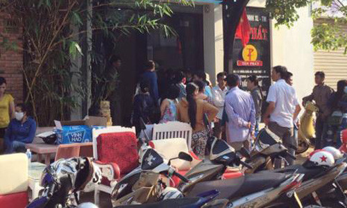 Giam doc va con gai 5 tuoi tu tu: Tung bao truoc ve cai chet