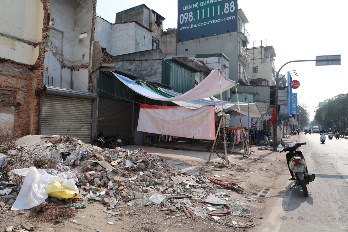 Dự án đầu tư xây dựng hoàn thiện nút giao thông Chùa Bộc - Thái Hà theo quy hoạch tại góc 1/4 nút giao, từ Học viện Ngân hàng đến cổng trường Đại học Công đoàn, đã được UBND TP Hà Nội phê duyệt tại Quyết định số 5572/QĐ-UBND ngày 28/10/2014 và được phê duyệt điều chỉnh tại Quyết định số 8006/QĐ-UBND ngày 17/11/2017, Quyết định số 4437/QĐ-UBND ngày 02/10/2020.