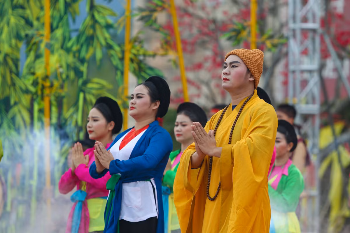 Vở diễn tái hiện lịch sử Tây Yên Tử gắn với Phật hoàng Trần Nhân Tông.