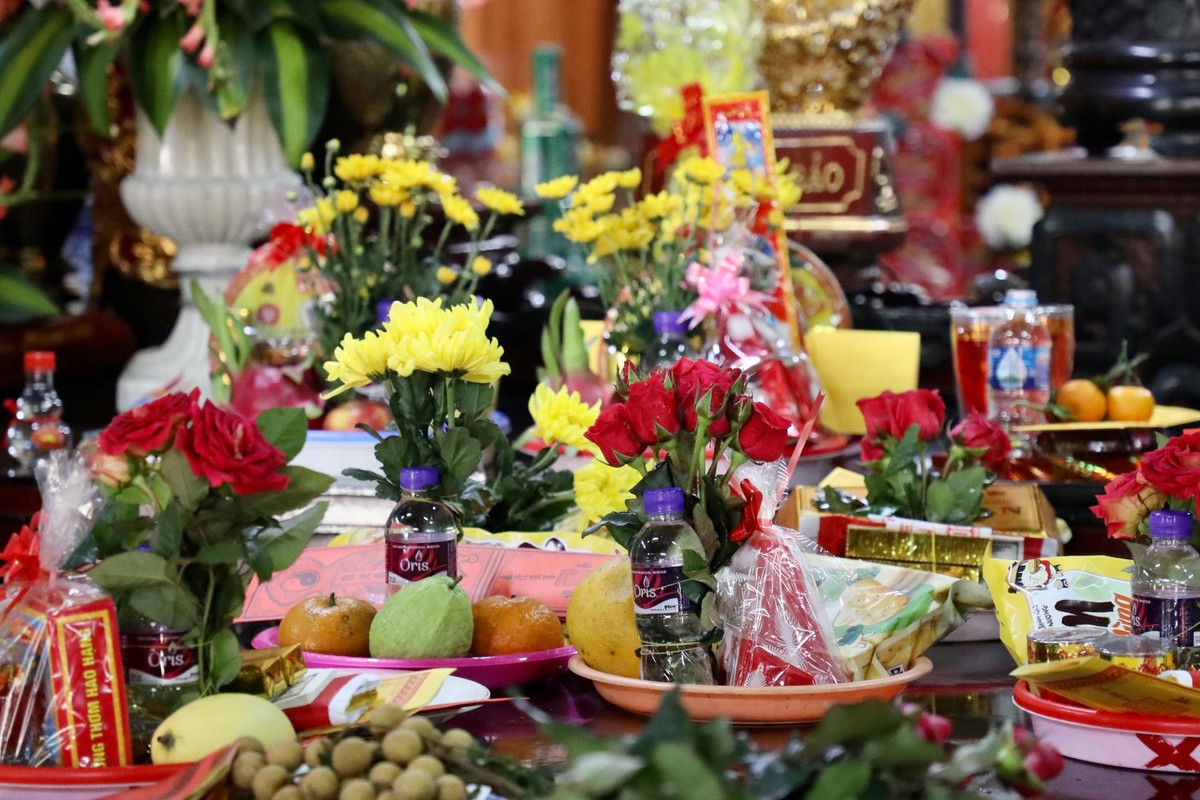 Số lượng mâm lễ trước ngày Valentine tăng tăng gấp 2-3 lần so với ngày thường.