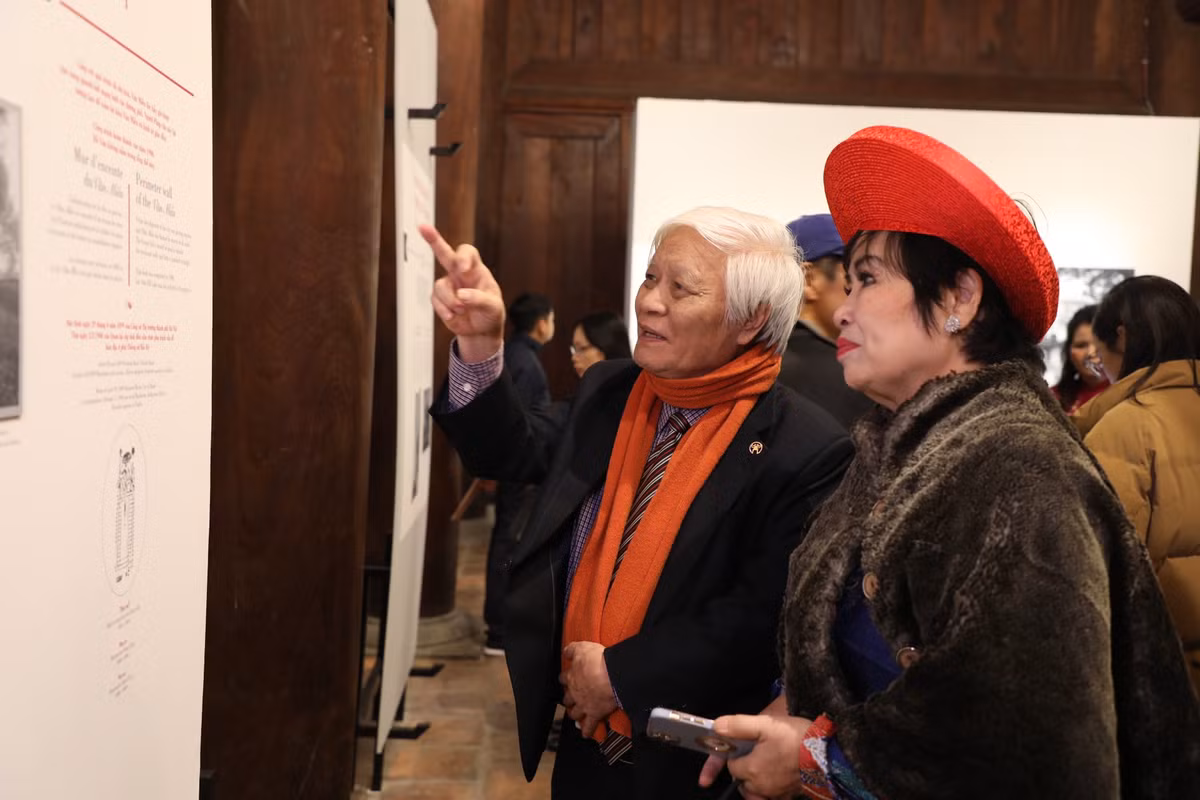 Khai mac Trien lam “Van Mieu trong su hoi sinh di san cua Ha Noi“-Hinh-2