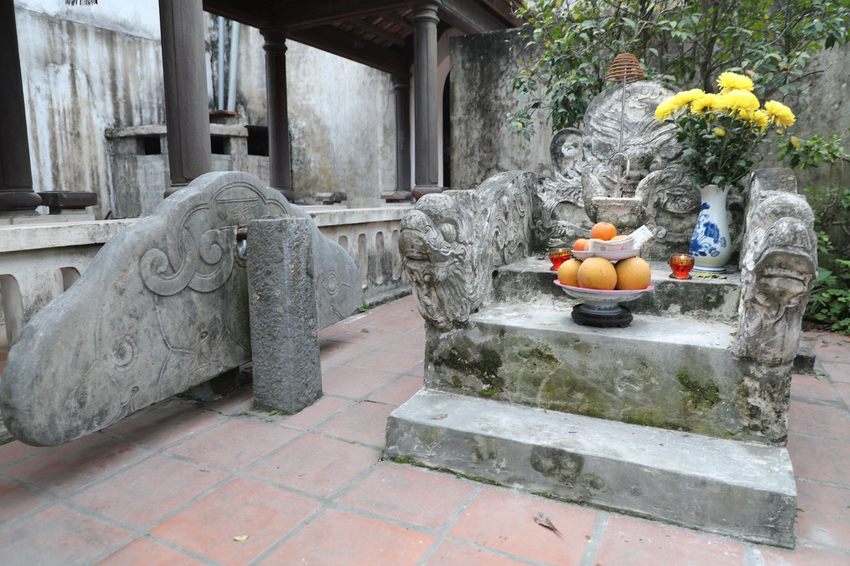 Không chỉ mang vẻ đẹp thiên nhiên hữu tình, chùa Bà Đanh Hà Nam còn là “căn cứ địa” trong kháng chiến. Từ năm 1946 đến 1950, nơi đây là địa điểm tập luyện của du kích, nơi bộ đội đóng quân và là đầu mối giao thông quan trọng giúp cuộc kháng chiến giành thắng lợi.