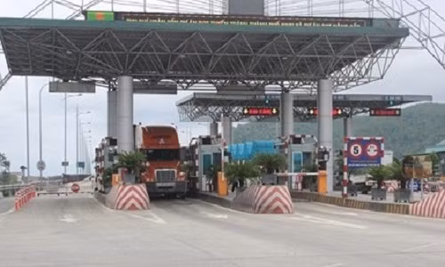 Bo Giao thong de nghi lui thoi gian tang phi cau duong