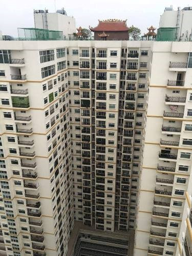 Dự án Hòa Bình Green City (số 505 Minh Khai, quận Hai Bà Trưng, Hà Nội) do Công ty TNHH Hòa Bình và Công ty cổ phần Nông sản Agrexim làm chủ đầu tư. Dự án này trong quá trình xây dựng đã dính rất nhiều lùm xùm về vi phạm trật tự xây dựng.