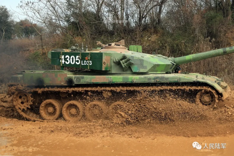 Theo đánh giá của các chuyên gia, Type-96 là sự tổng hợp giữa xe tăng Nga và phương Tây.