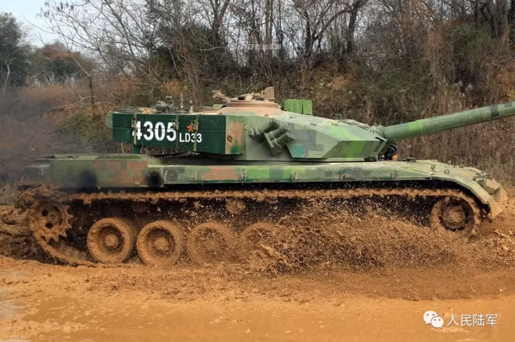 Theo đánh giá của các chuyên gia, Type-96 là sự tổng hợp giữa xe tăng Nga và phương Tây.