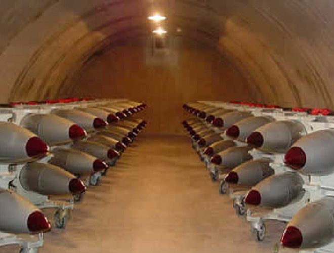 Việc thiết kế nhỏ gọn cho phép chiến đấu cơ mang được số bom nhiều hơn, giúp công phá được nhiều mục tiêu hơn.