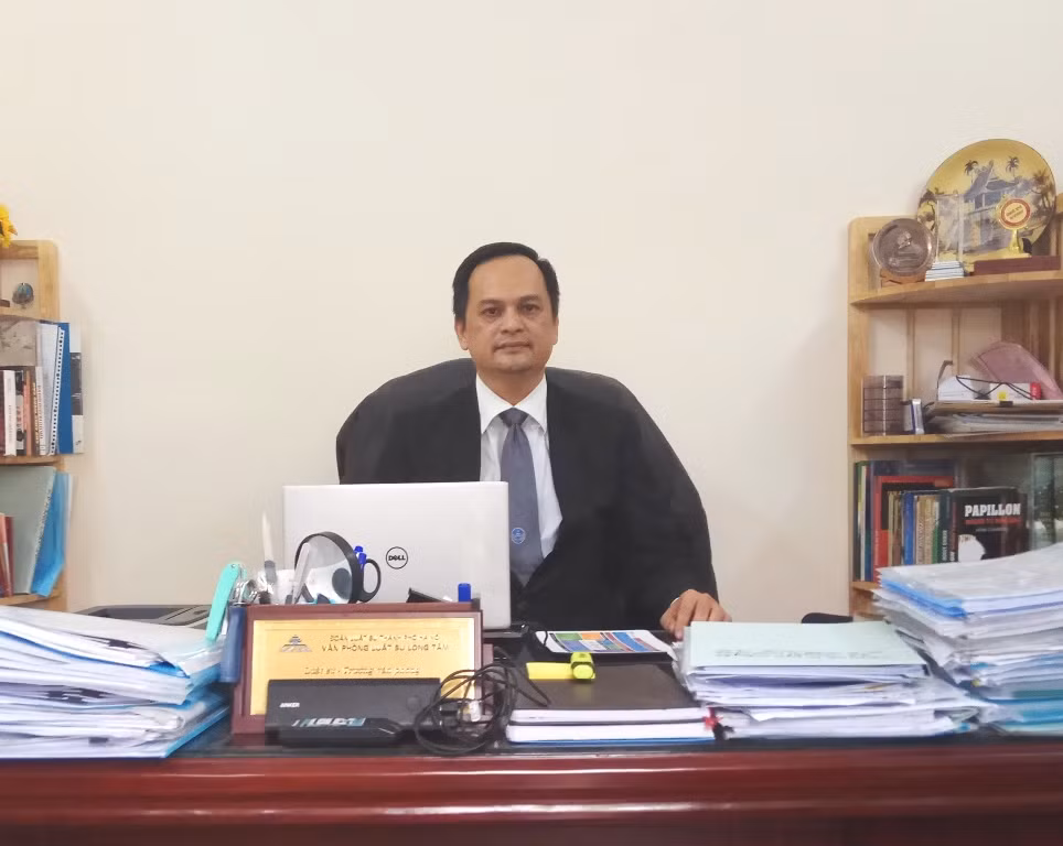 Nhan toi thay dai ca Muoi Thu, dan em co bi xu ly hinh su?