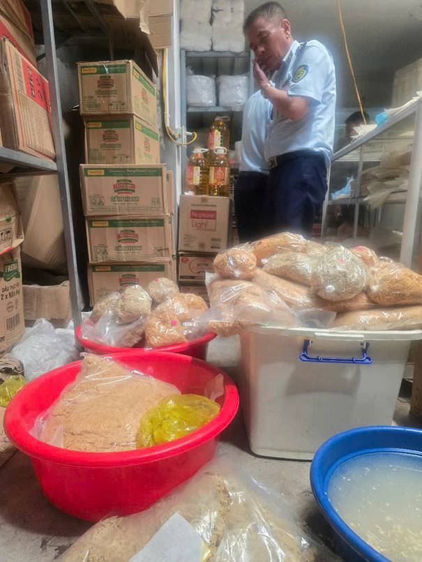 Ninh Binh phat hien 100kg ruoc ga khong ro nguon goc