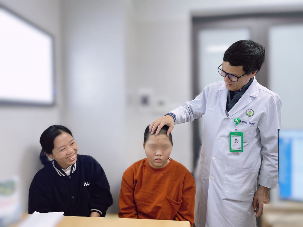 Thieu nu mac u nao hiem gap do hoi chung di truyen