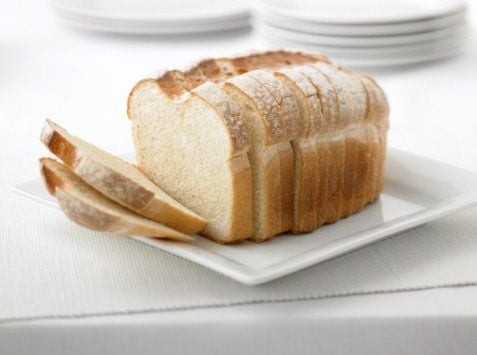 Lam dung banh mi trang co the gay hai suc khoe