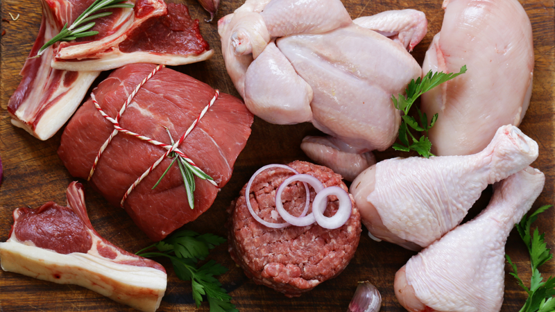 An thit giup co the co du chat dinh duong thiet yeu