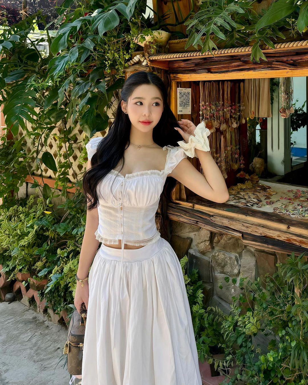 Nếu theo dõi Tammy từ lâu, nhiều người sẽ nhận thấy thời gian gần đây phong cách cô nàng có phần nữ tính, nền nã hơn.