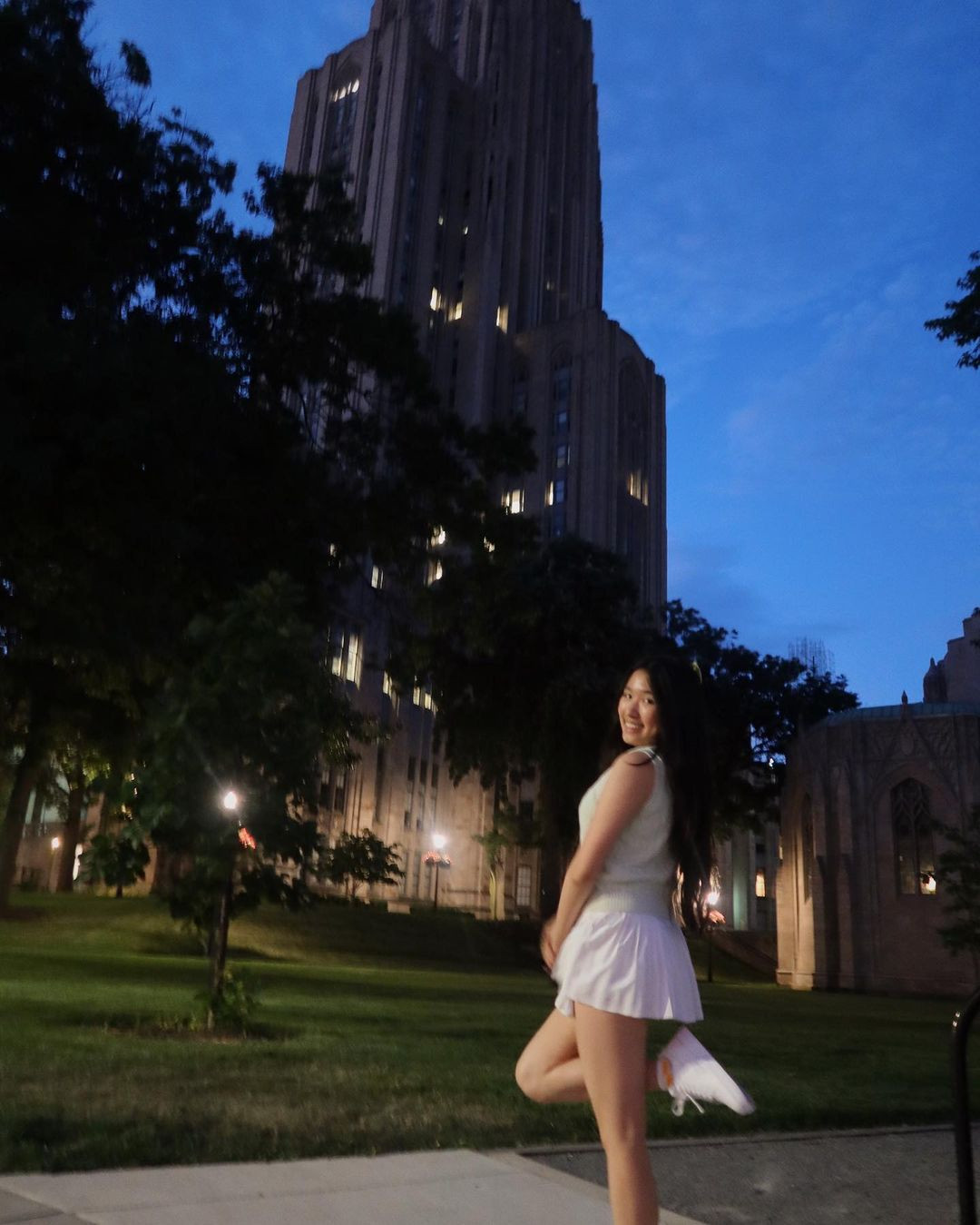 Những bức ảnh khá mờ, góc ảnh cũng không được cân chỉnh.