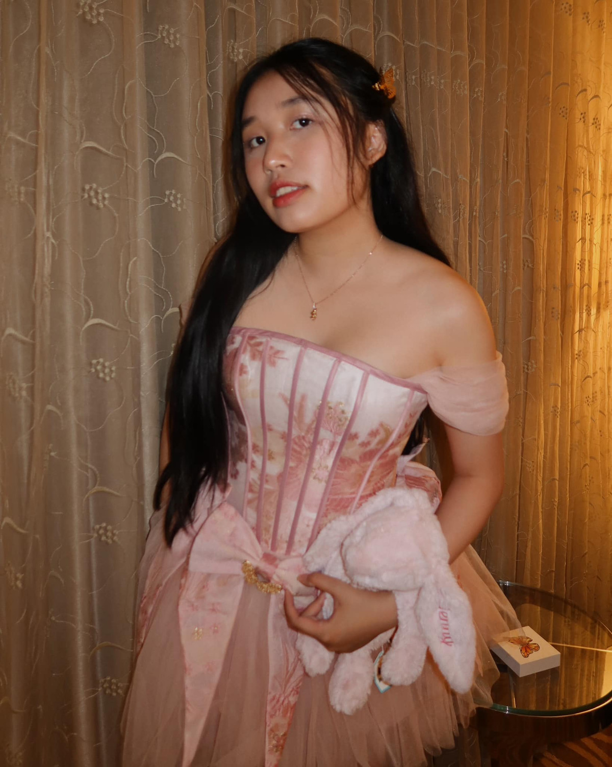 Hiện tại, những clip, hình ảnh chia sẻ về đời sống hằng ngày, về câu chuyện kiếm nhiều tiền từ khi còn nhỏ, tự lập tài chính, theo đuổi lối sống năng động và tích cực của nữ sinh này cũng luôn nhận về lượng tương tác cao. (Ảnh: IGNV)