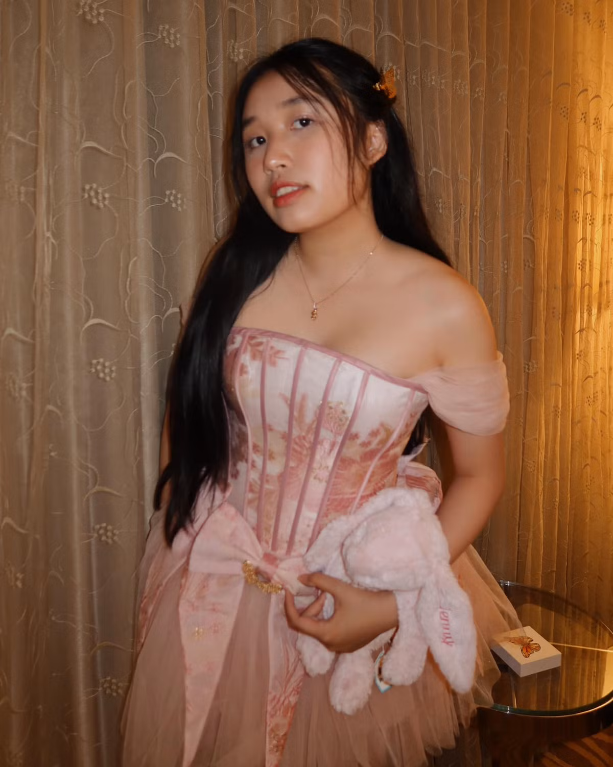 Hiện tại, những clip, hình ảnh chia sẻ về đời sống hằng ngày, về câu chuyện kiếm nhiều tiền từ khi còn nhỏ, tự lập tài chính, theo đuổi lối sống năng động và tích cực của nữ sinh này cũng luôn nhận về lượng tương tác cao. (Ảnh: IGNV)